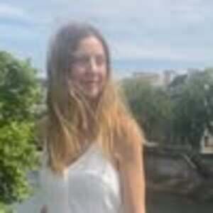 Meet your Posher, Elissa